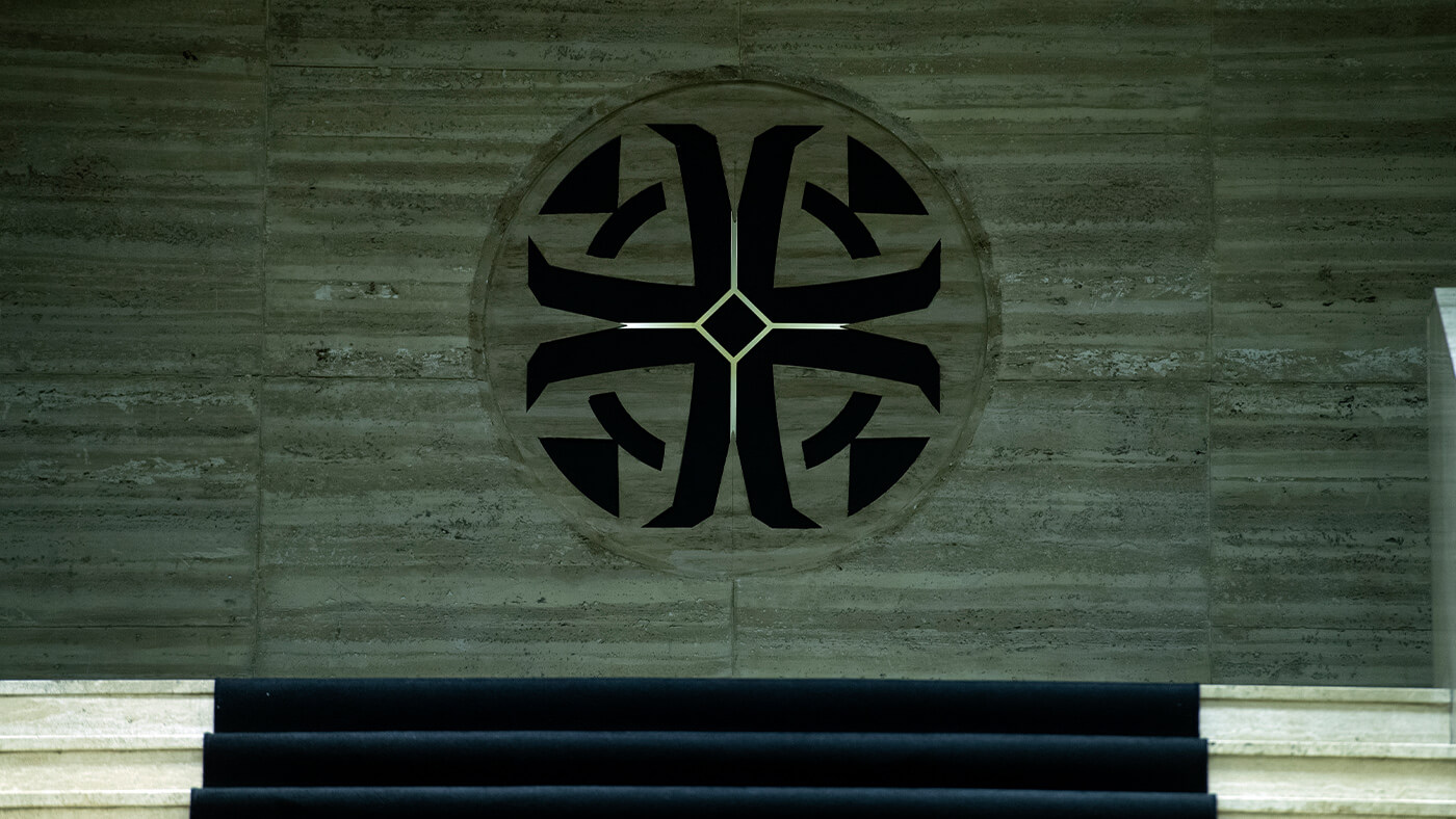 His Dark Materials: The Authority